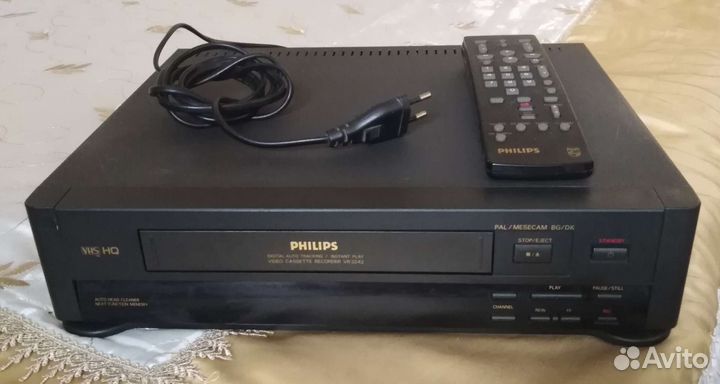 Видеомагнитофон 