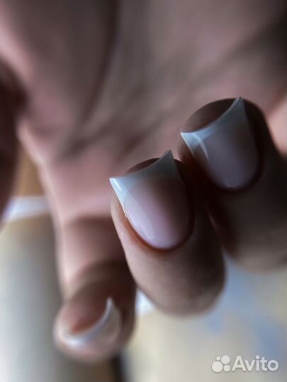 Маникюр, покрытие ногтей гелем