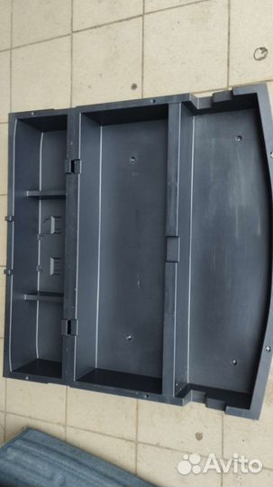 Штатный органайзер багажника outlander 3