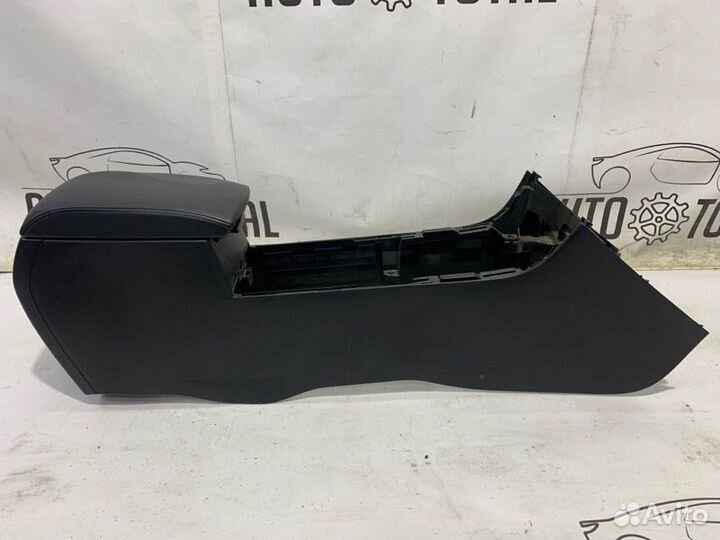 Подлокотник Mazda 6 GH LF 2011