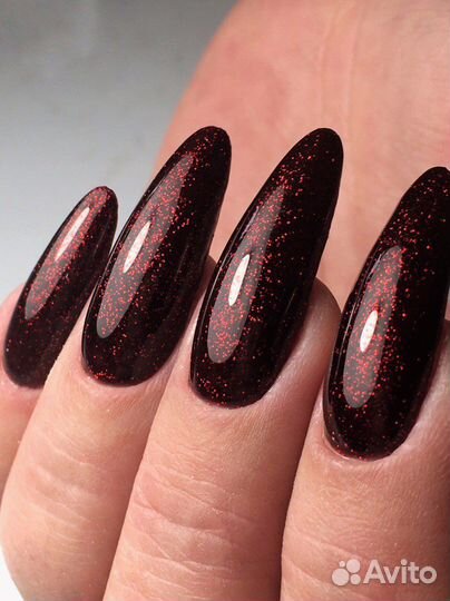 Маникюр/педикюр/наращивание ногтей