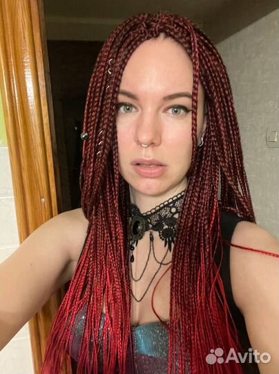 Комплект красных косичек для вплетения