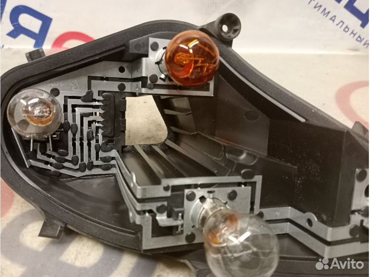 Плата фонаря заднего citroen C4(ceдaн)