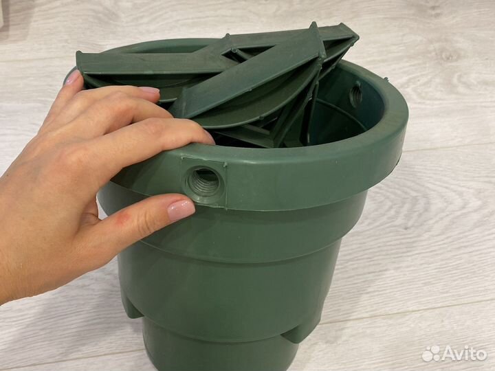 Ведро для елки