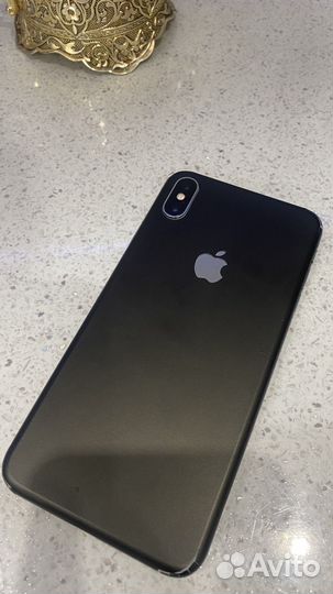 Телефон iPhone XS max 256 gb