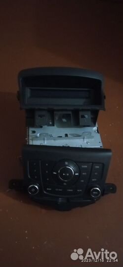 Штатная магнитола Chevrolet Cruze 2010г.в