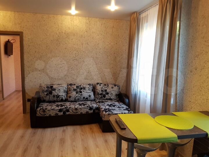 2-к. квартира, 40 м², 2/3 эт.