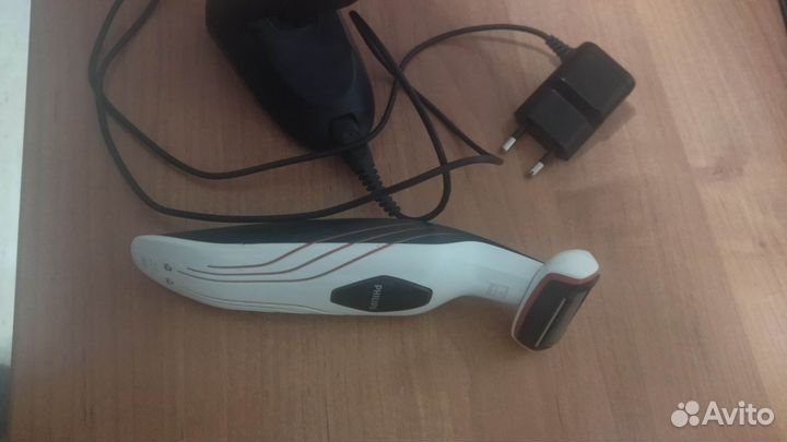 Бритва philips bg2025