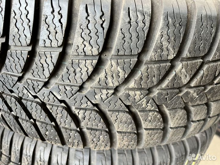 Kumho I'Zen KW23 205/55 R16