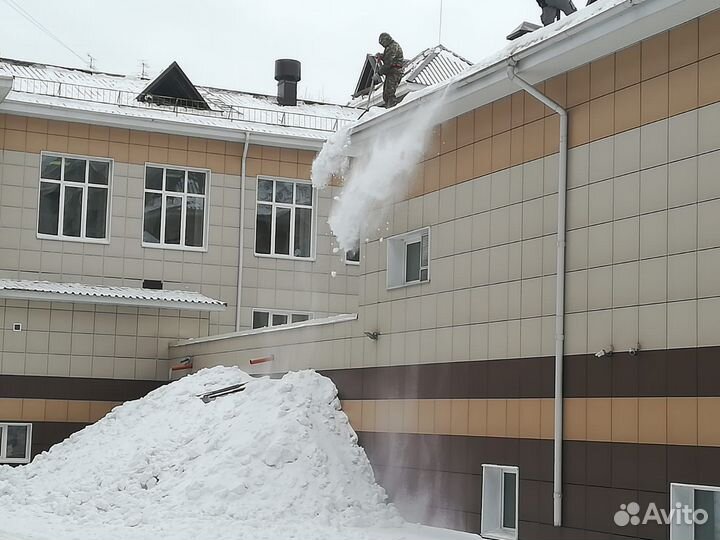 Чистка снега, крыш, зданий, территории, сброс
