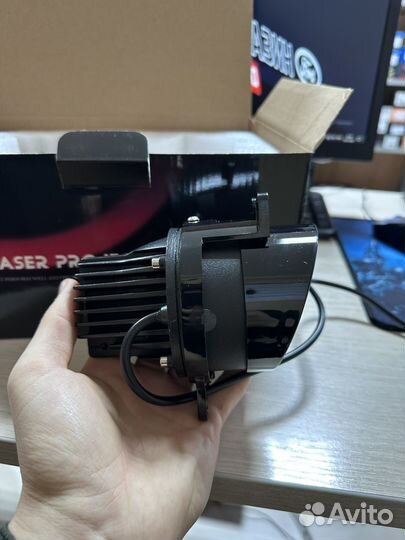 Противотуманная фара на toyota camry 55