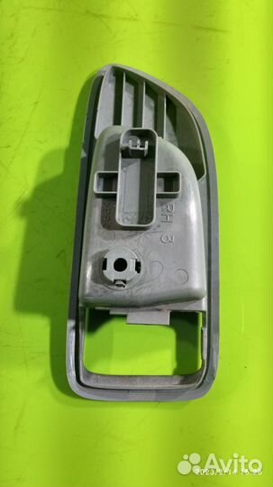 Накладка ручки двери для Mazda 3 2003-2009