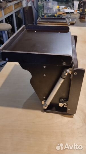 Столик для эхолота