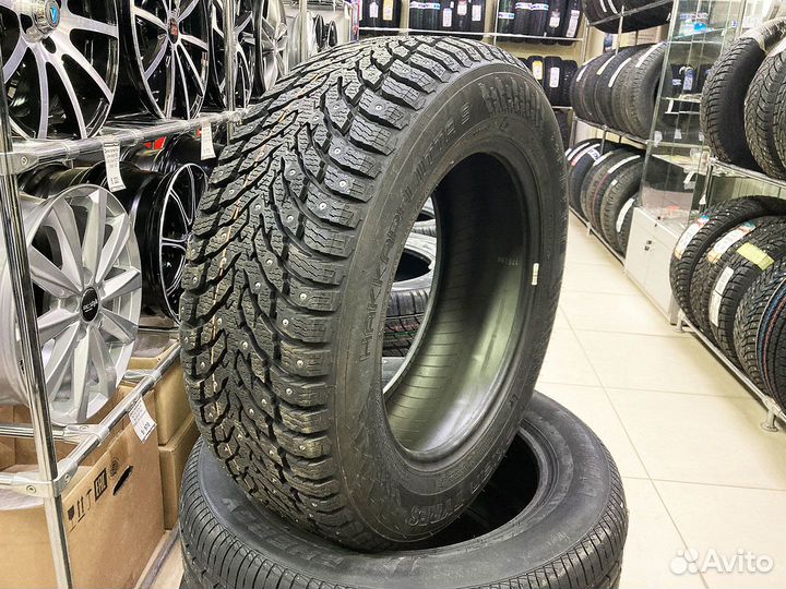 Nokian Tyres Hakkapeliitta 9 SUV 215/65 R16