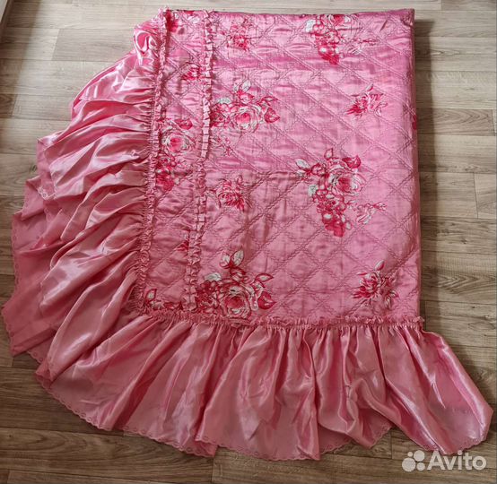 Покрывало на 2 х спальную кровать бу