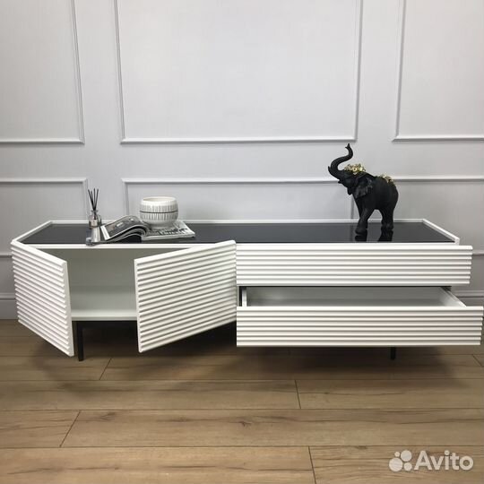 Тумба под тв Salvador