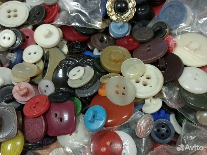 Пуговицы