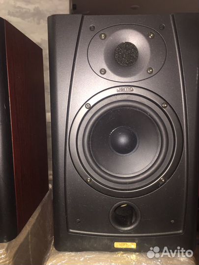 Jamo hot sale 38 speakers