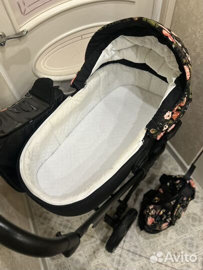 Коляска Adamex Porto flowers 2в1