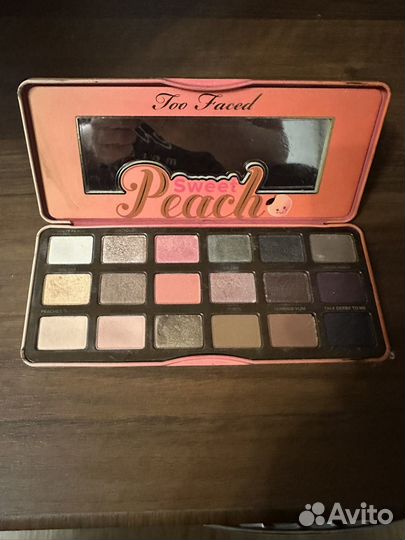 Палетка теней too faced