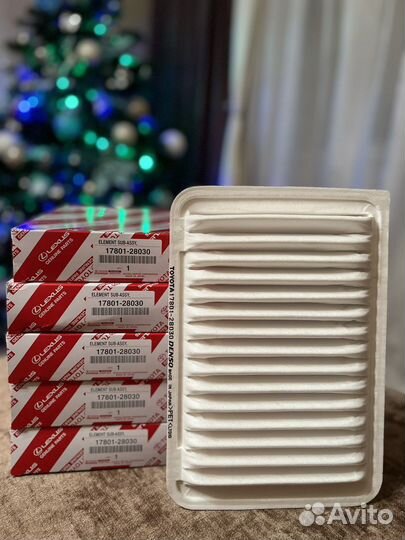 Воздушный фильтр Toyota Camry 2.5 17801-28030