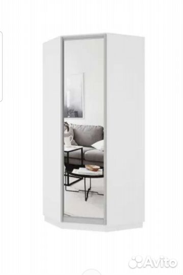 Угловой шкаф с зеркалом,новый