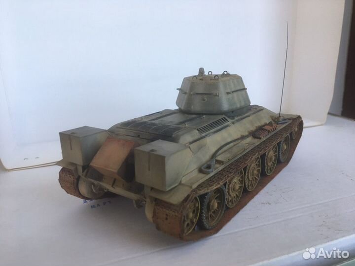 Модель танка Т34/76 в масштабе 1/35