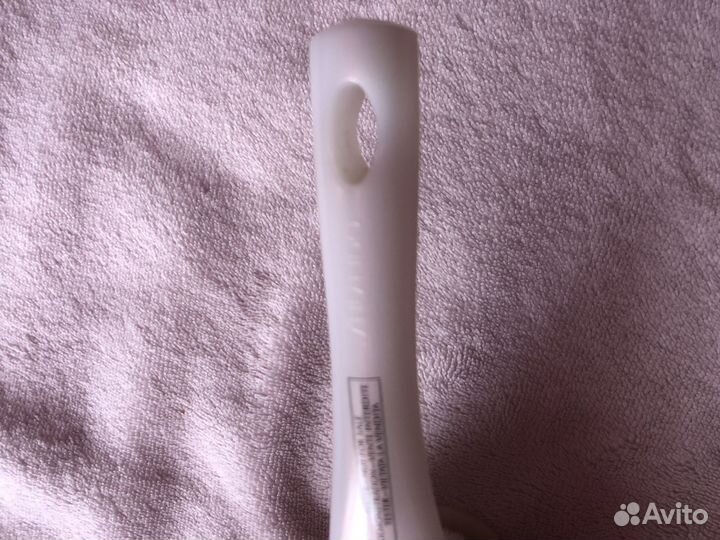 Щетка для умывания Shiseido