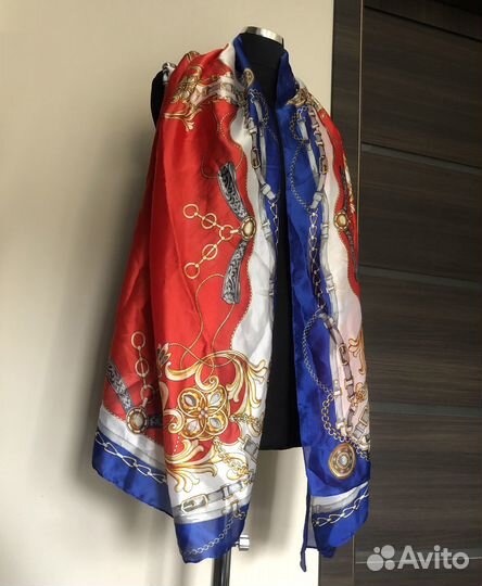 Большой шелковый шарф палантин с принтом