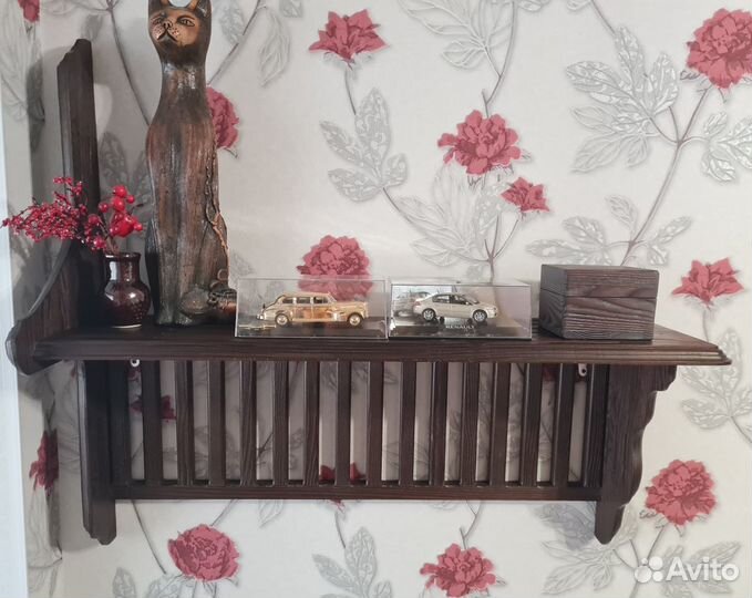 Настенная полка из массива термоясеня.н