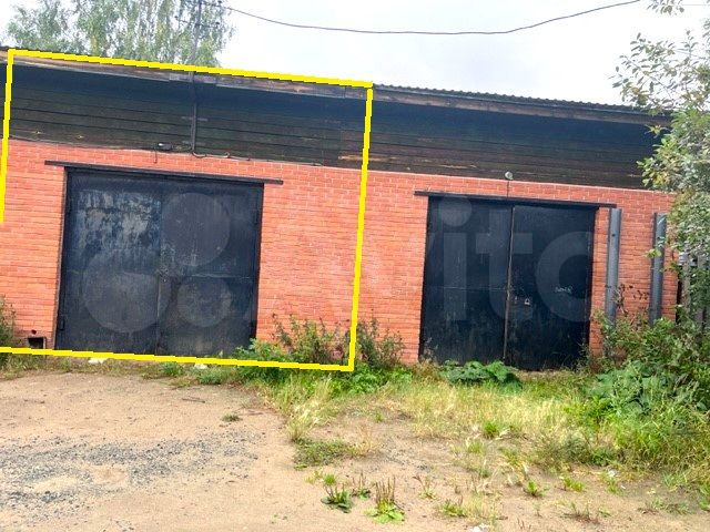 Гараж, > 30 м²