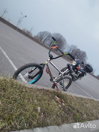 Велосипед трюковой castom BMX/бмх кастом