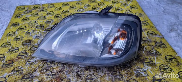 Фара левая для Renault Logan 2005-2014