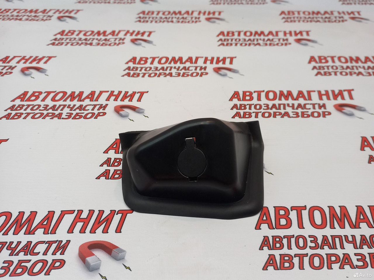 Накладка заднего фонаря левая Воях Фри