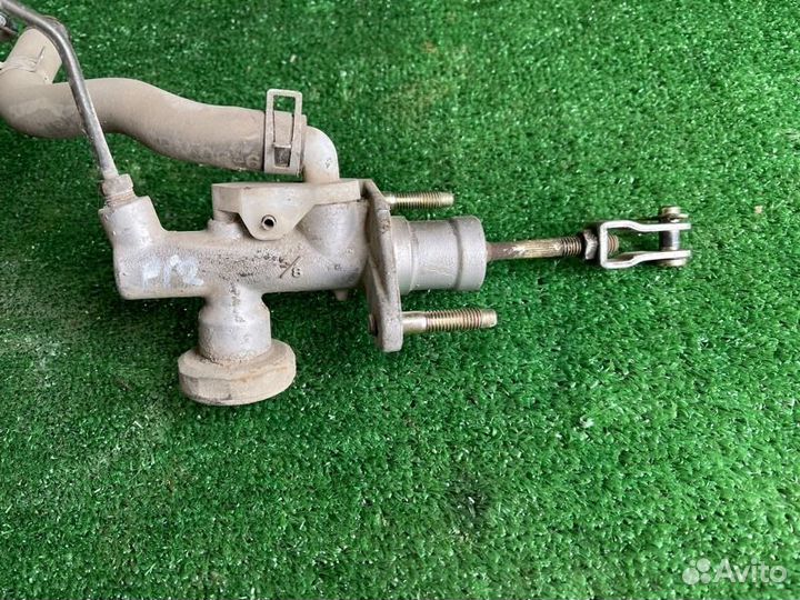 Главный цилиндр сцепления Primera Almera X-Trail