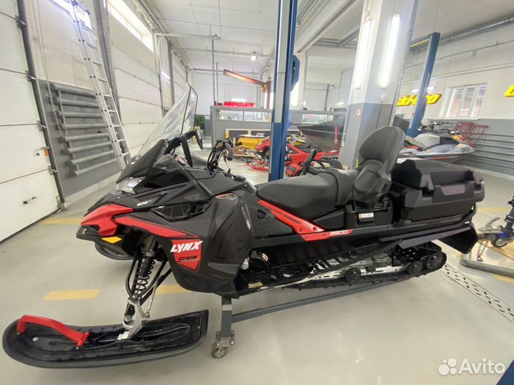Продам снегоход BRP