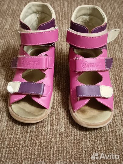 Ортопедические антивальгусные сандали для девочки