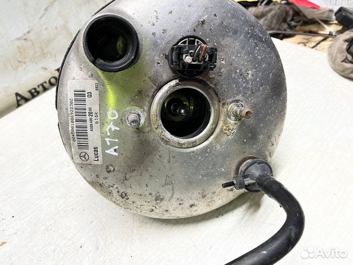 Вакумник вут усилитель тормозов Mercedes w168