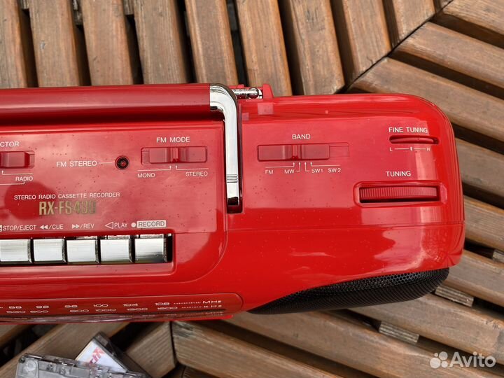 Магнитофон Panasonic RX-FS 430 красный