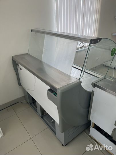 Холодильная витрина