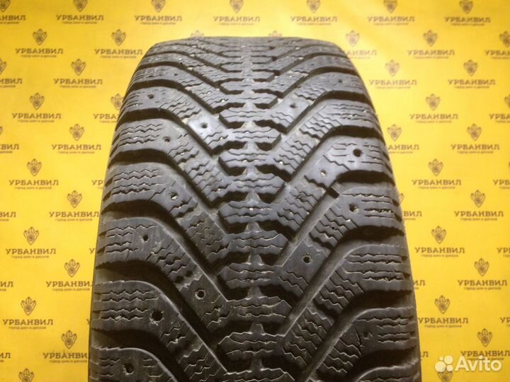 Goodyear UltraGrip 500 215/55 R17 94T