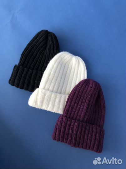 Шапка вязаная ручная работа