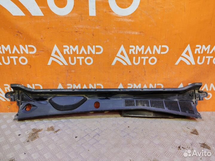 Жабо Toyota Hilux 8 2015-2020