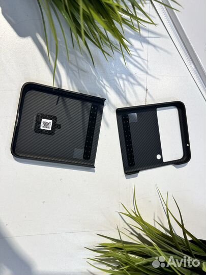 Чехол оригинал Samsung Z Flip 3 карбоновый