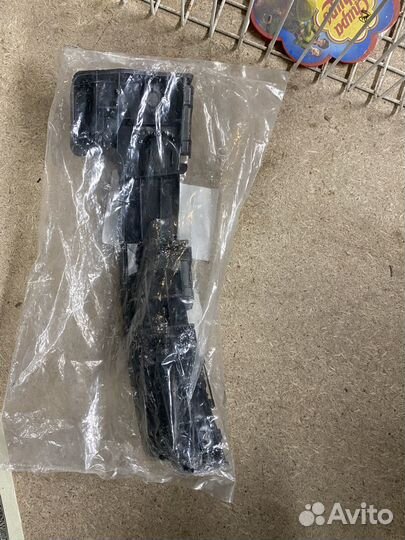 Кронштейн заднего бампера