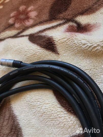 Кабели и зарядки 12/220