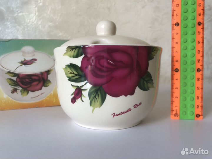 Новая сахарница