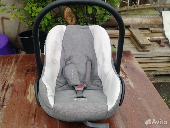 Детское кресло автолюлька