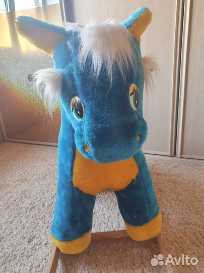 Детская качалка лошадь