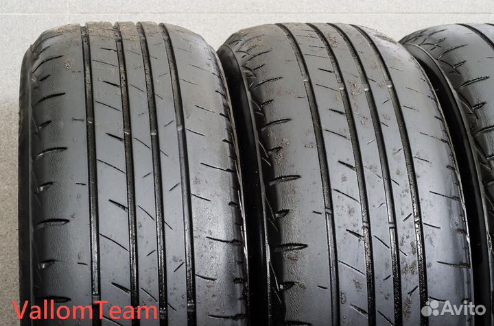 Bridgestone Playz PX 215/50 R17 94V